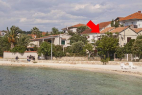 Apartments by the sea Okrug Gornji, Ciovo - 8330
